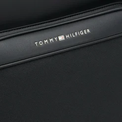 Discount Tommy Hilfiger TH Foundation Daypack 44 cm Laptopfach black