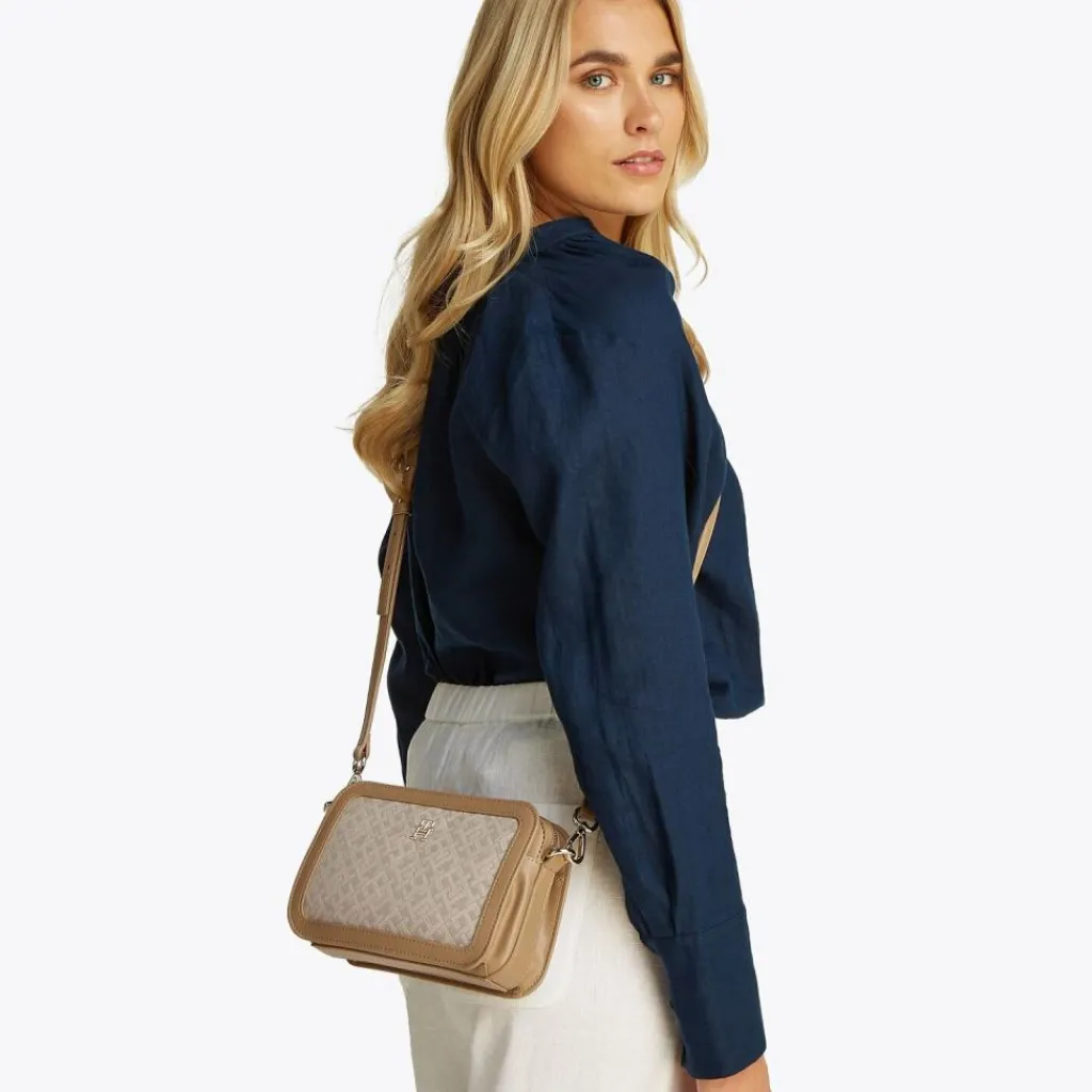 Tommy Hilfiger Umhängetaschen<TH Jacquard Umhängetasche 20.5 cm khaki